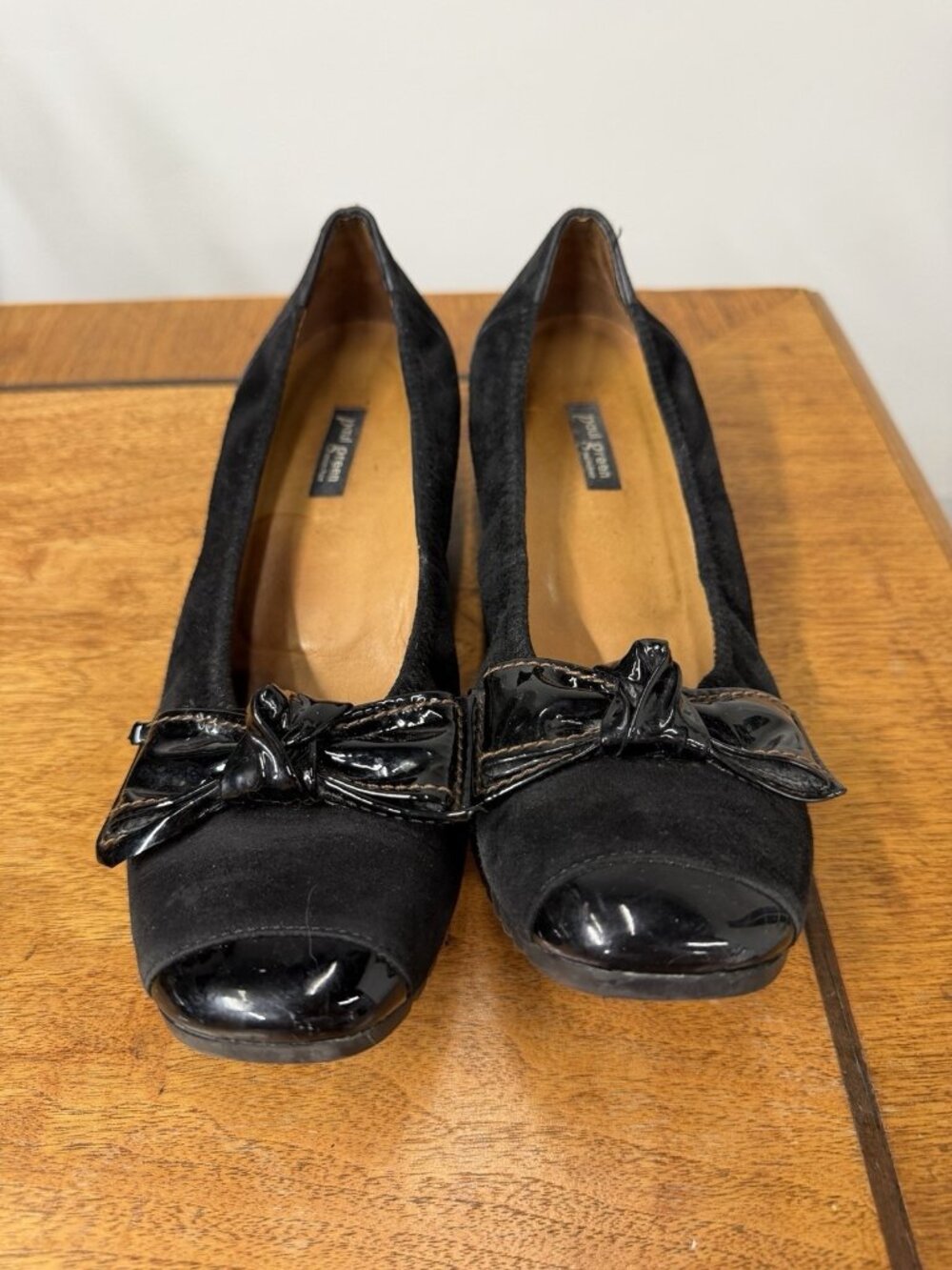 Paul Green Womens 6 Munchen Ballet Slippers Black Suede Patent Leather Bow Wedge
